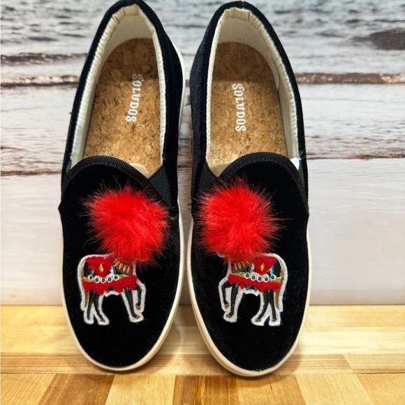 SOLUDOS VELVET SHOW PONY SNEAKER SIZE 6 - Picture 8 of 10